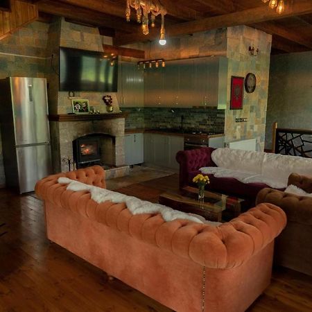 Zeneli Alpin Chalet Cerem Exterior photo