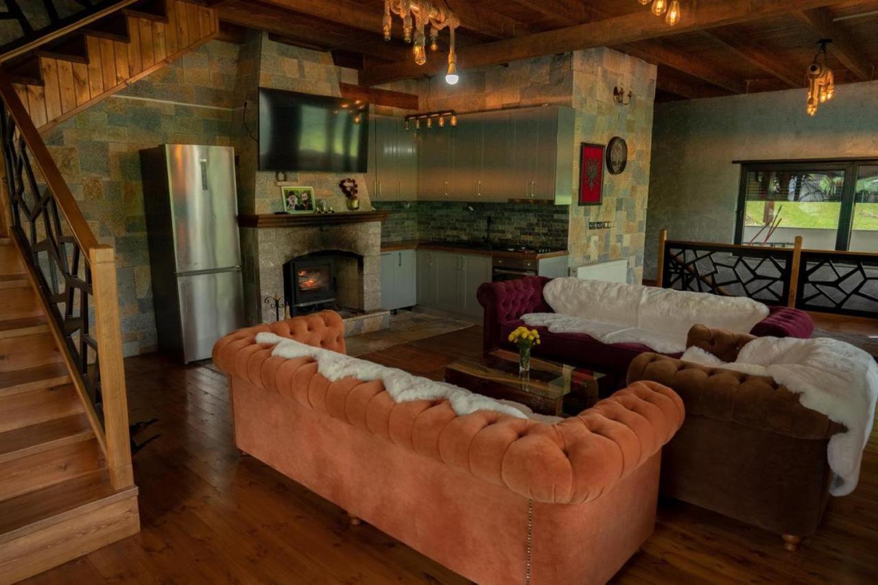 Zeneli Alpin Chalet Cerem Exterior photo